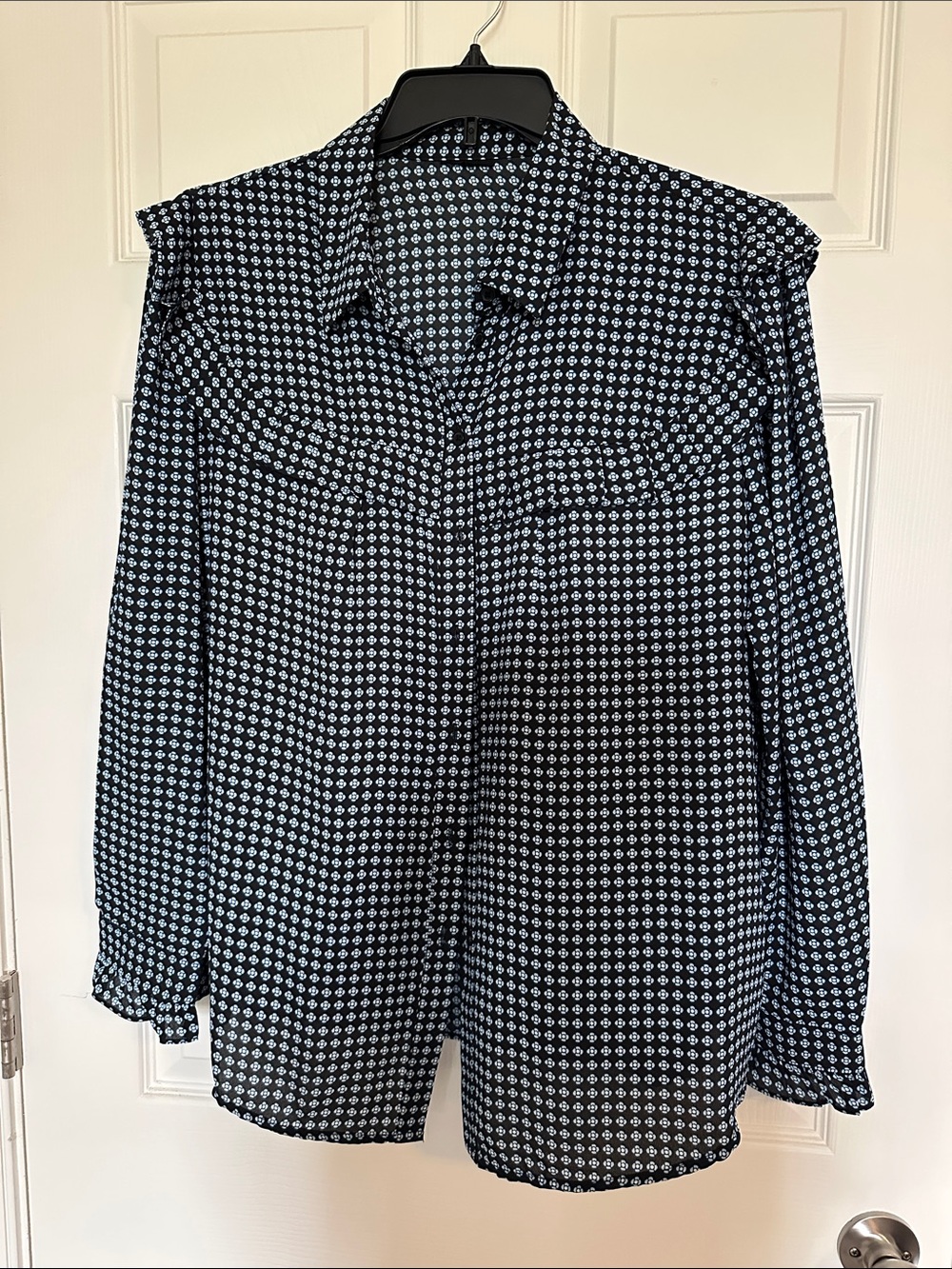 NWOT Who What Wear Black and White Geometric Button-Down Blouse